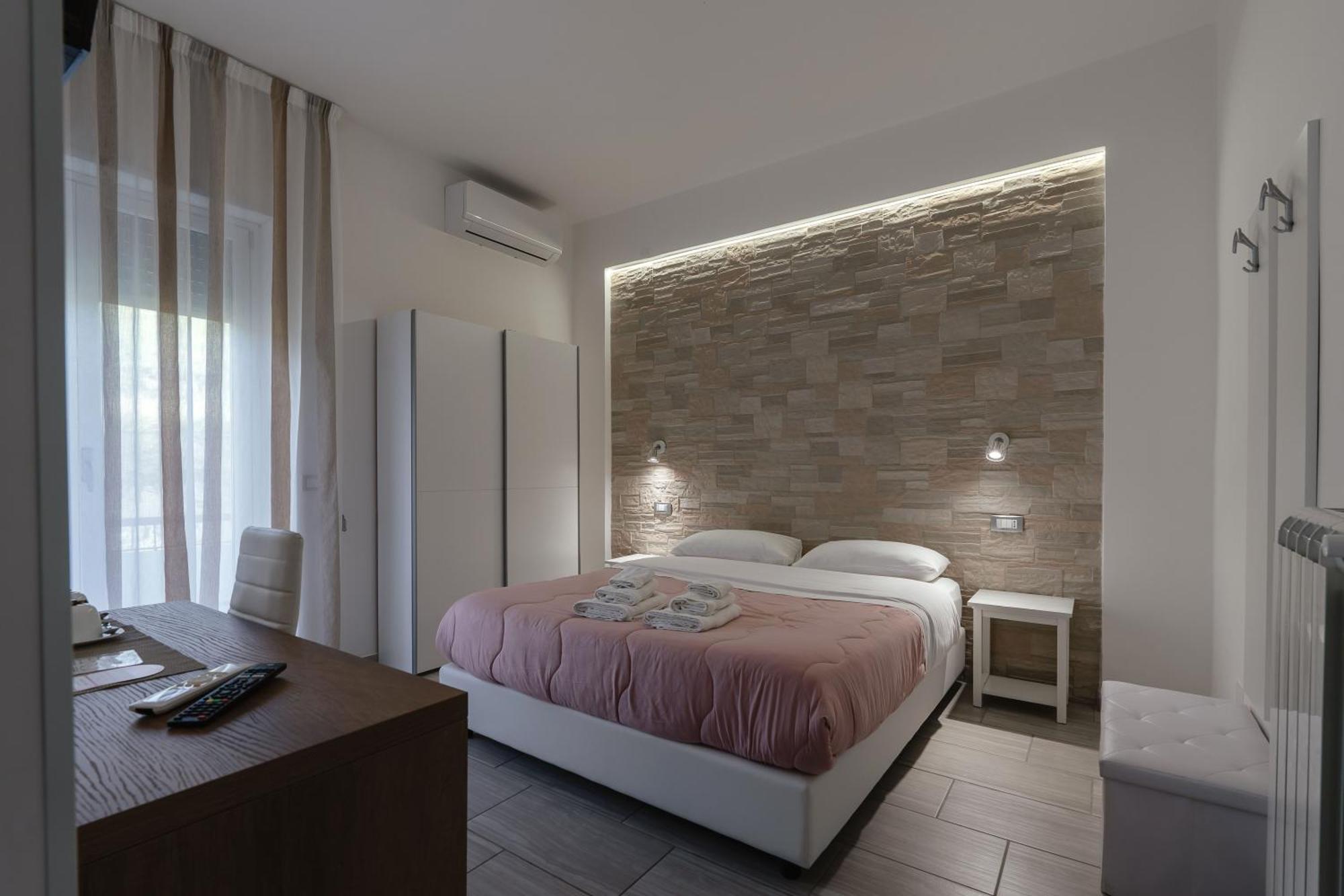 Zaro Suites B&B 카탄차로 외부 사진